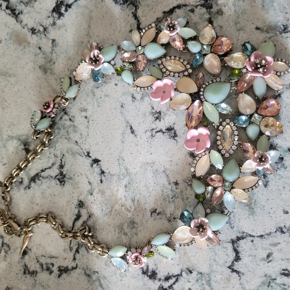 Fem des Fleurs Vintage Chloe + Isabel Statement Necklace